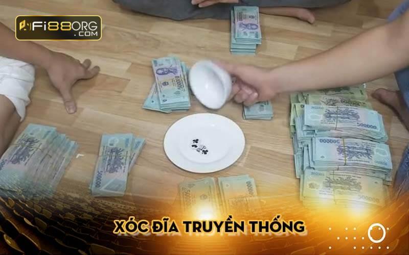 Xóc đĩa truyền thống